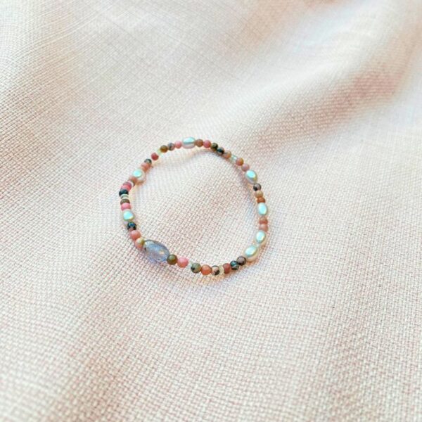 armbånd, ferskvandsperler, rodalit
